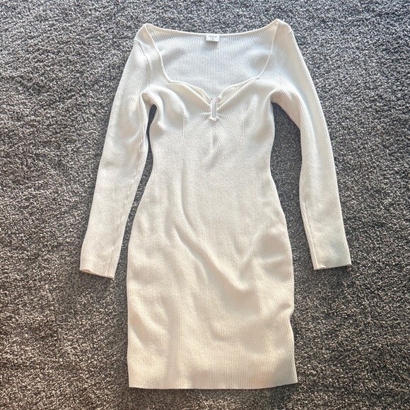 Abercrombie & Fitch Dresses & Skirts - Abercrombie & Fitch Off White Ribbed Long-Sleeve Knit Dress